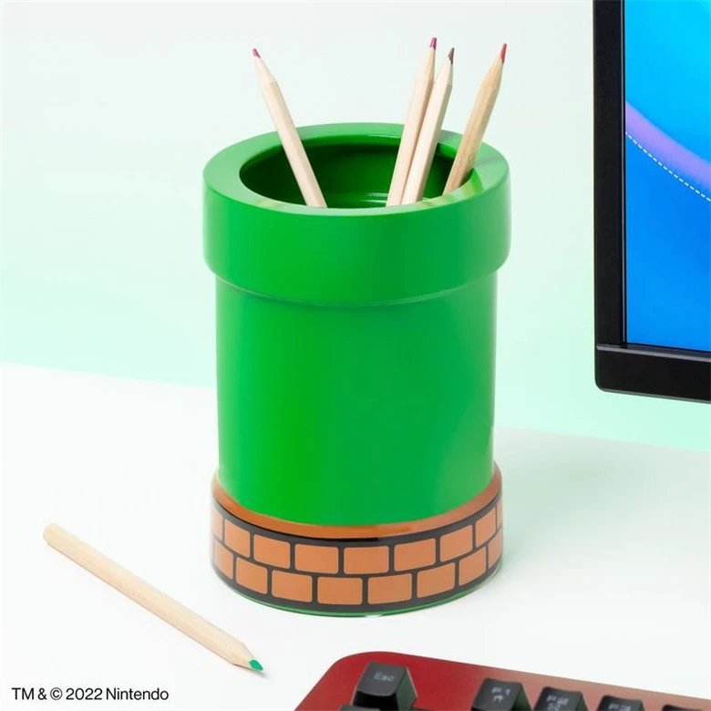 R2 D2 Pen Holder