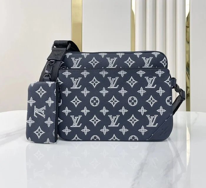 Louis Vuitton trio m24753 25