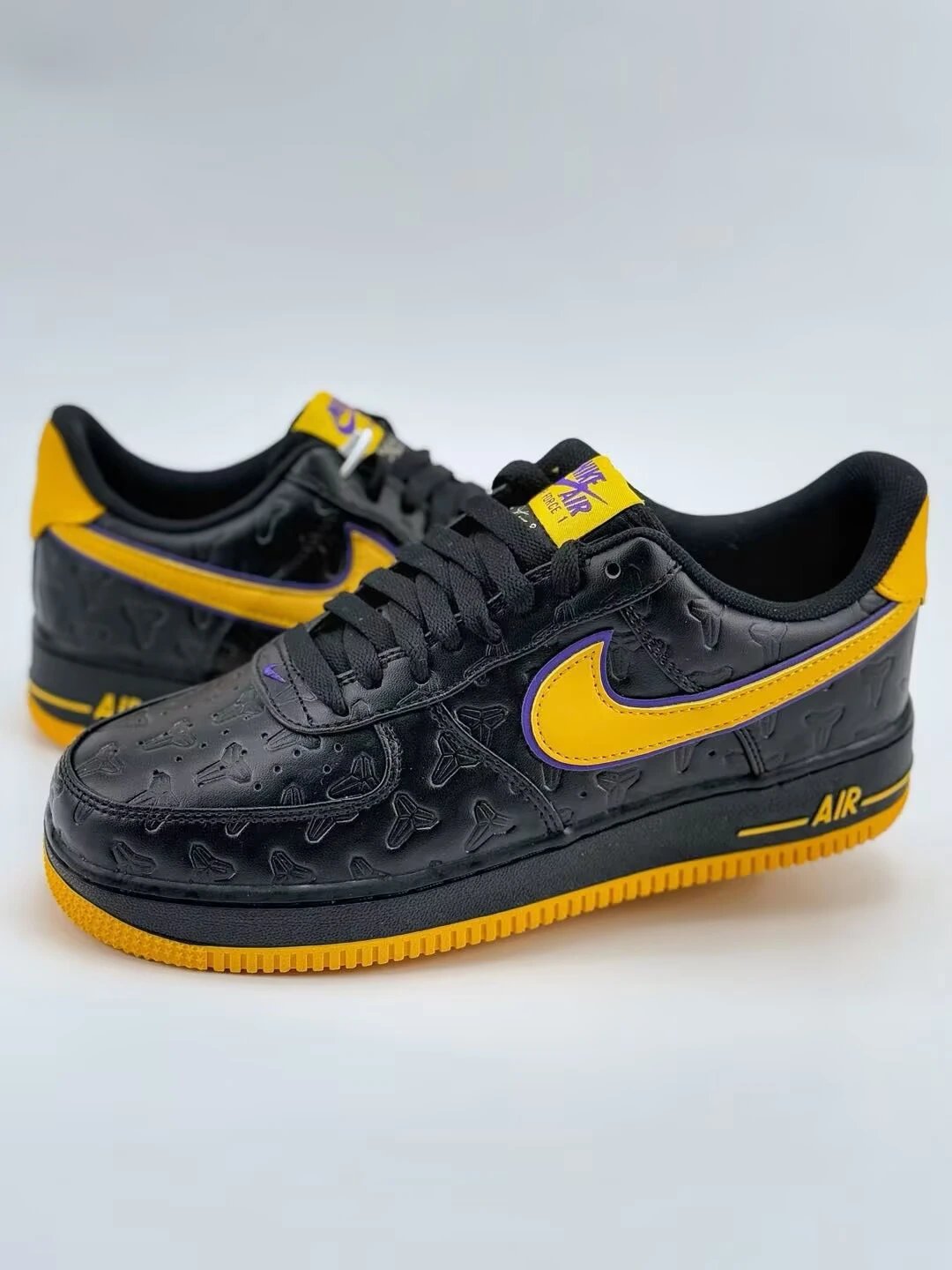 Nike Force 1 x C*be