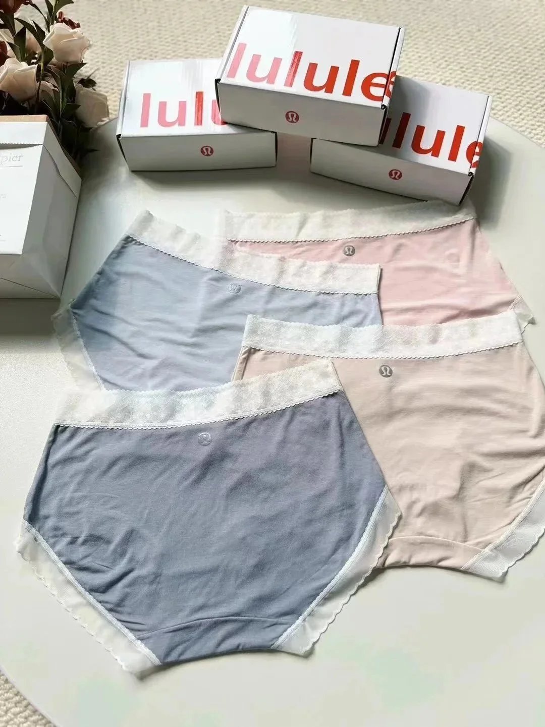 Lululemon  Underwear