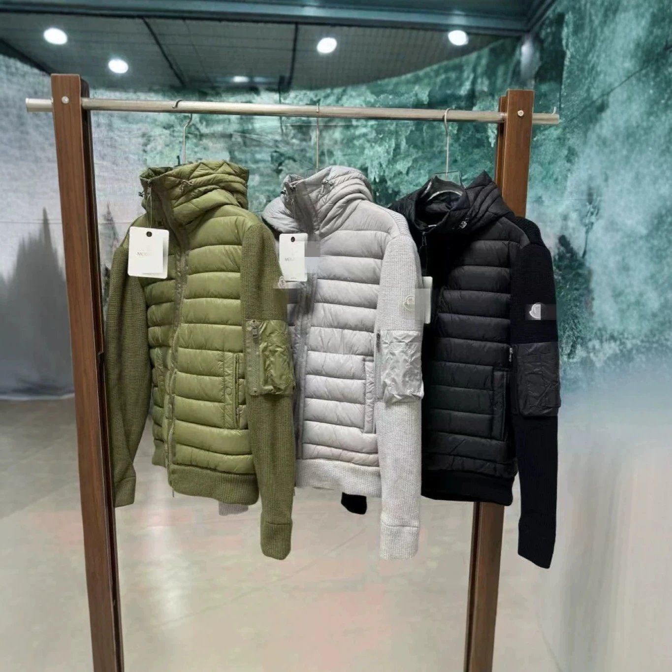 Moncler Dowm Jacket